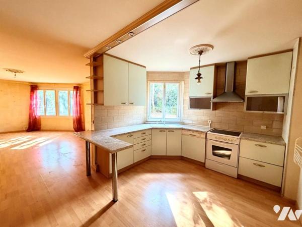TINQUEUX - APPARTEMENT T5 avec garage et cave