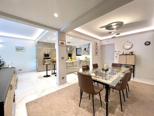 APPARTEMENT LUXUEUX DE TYPE 4 PIECES.