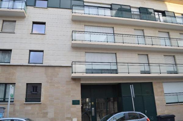 Appartement à louer 3 pièces 64m²