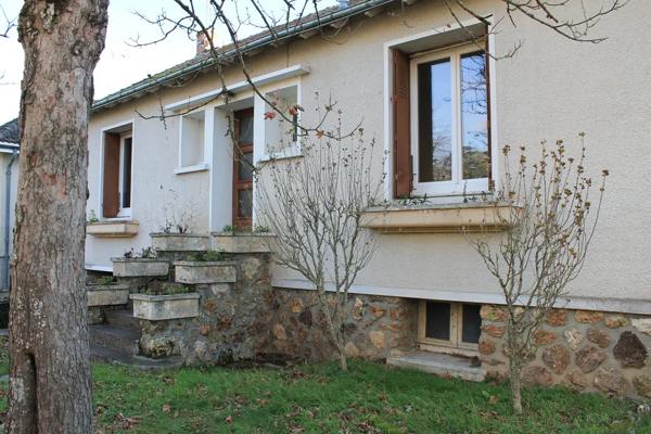 Charmante maison au centre de Vouneuil-sur-Vienne : Laissez
