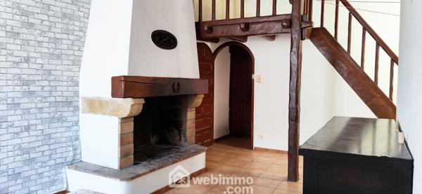 Local 67 m² à Saintes-Maries-de-la-Mer 13460