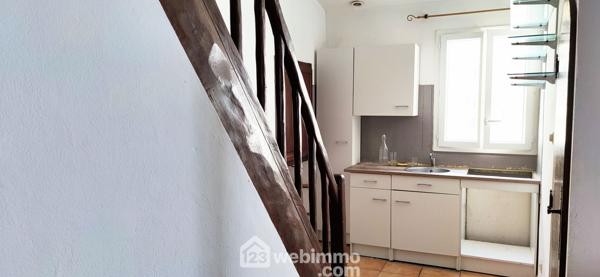 Local 67 m² à Saintes-Maries-de-la-Mer 13460