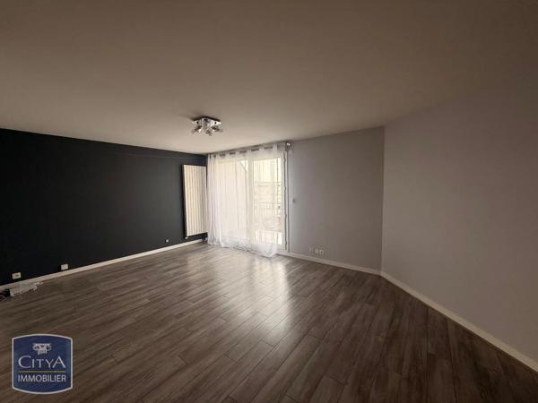 Appartement à louer 2 pièces 50.1m² Caen (14000)