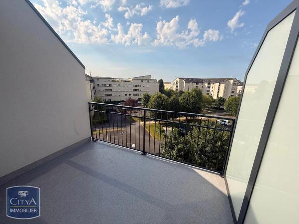 Appartement à louer 2 pièces 50.1m² Caen (14000)