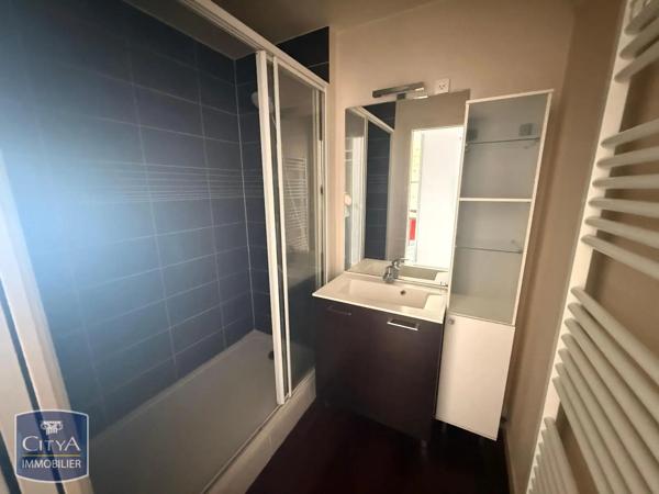 Appartement à louer 2 pièces 50.1m² Caen (14000)