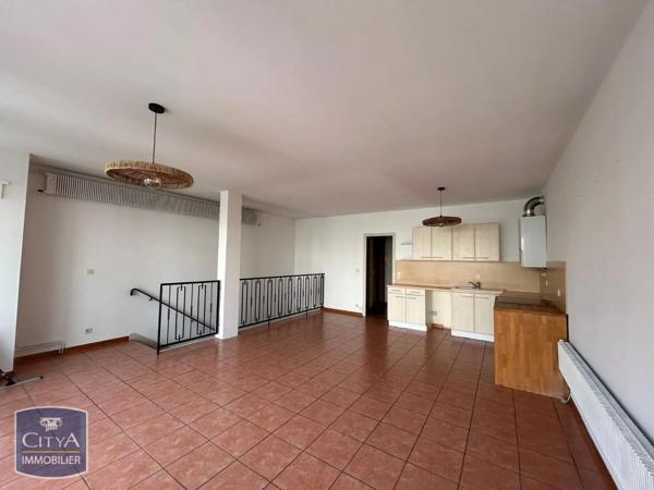 Appartement à louer 3 pièces 71.6m² Châteauroux (36000)