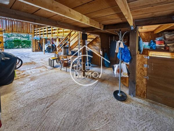 PRIGONRIEUX : Magnifique périgourdine 12 pièces de 331m² avec piscine et accès dordogne