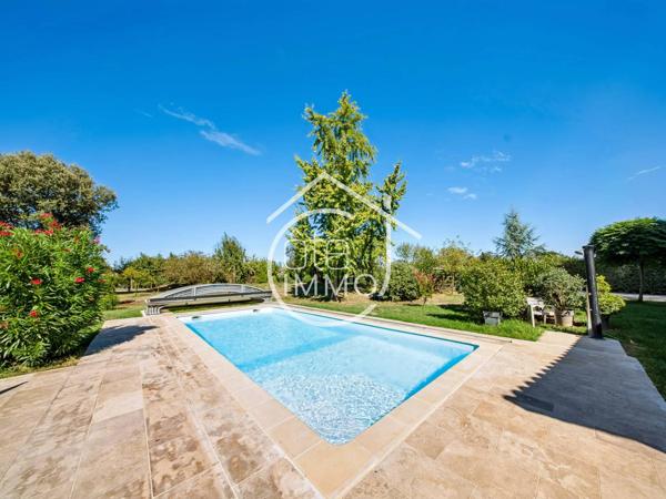 PRIGONRIEUX : Magnifique périgourdine 12 pièces de 331m² avec piscine et accès dordogne