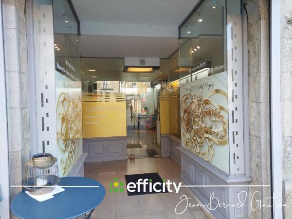 Immeuble 14 pièces - 319 m²