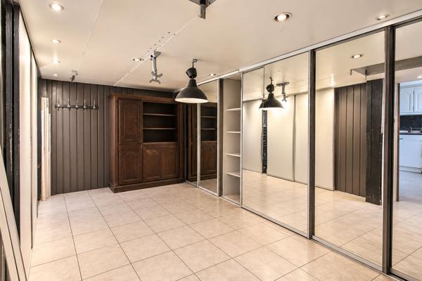 MARIGNANE ? MAISON DE 130 M² AVEC 4 CHAMBRES DONT 2 DE PLAIN-PIED, PISCINE ET JARDIN AVEC CUISINE D'ÉTÉ
