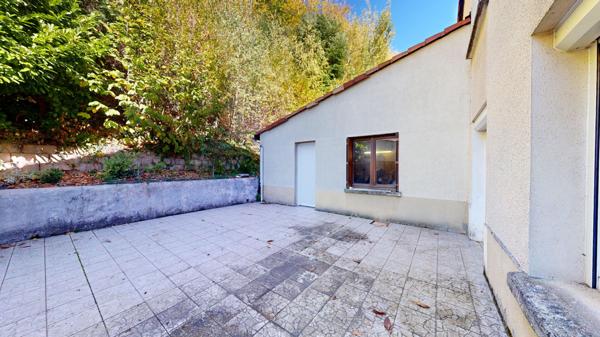 Maison proche de CARCASSONNE avec grand garage