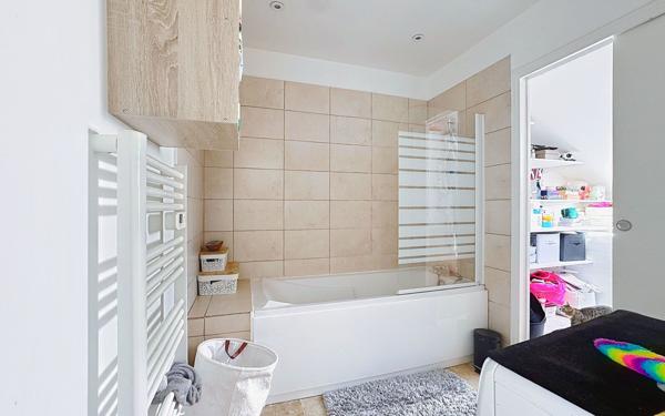 Appartement à vendre    2 pièces •  Rantigny