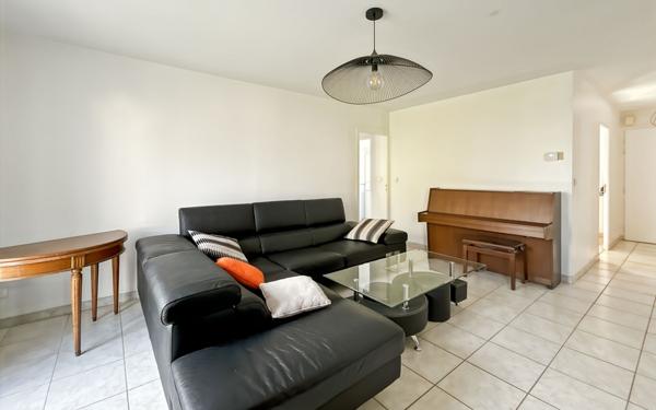 Maison à vendre    5 pièces •  La Ferté-Saint-Aubin