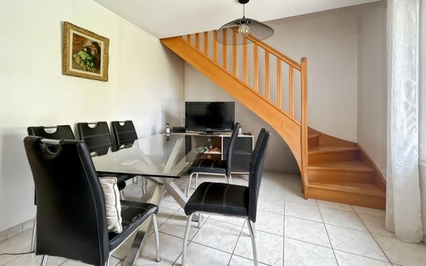 Maison à vendre    5 pièces •  La Ferté-Saint-Aubin