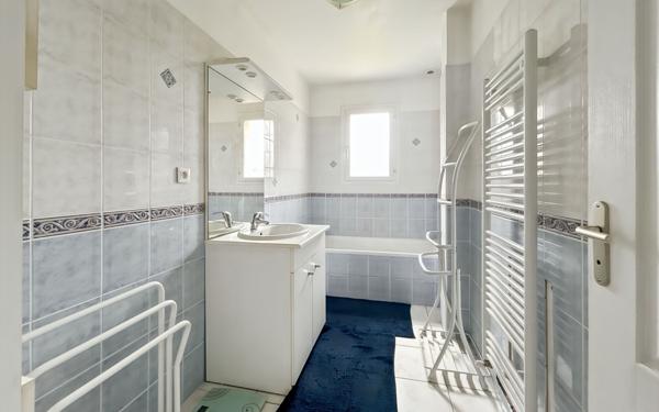 Maison à vendre    5 pièces •  La Ferté-Saint-Aubin