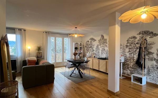 Appartement à vendre    3 pièces • 70,31 m2 La Roche-sur-Foron