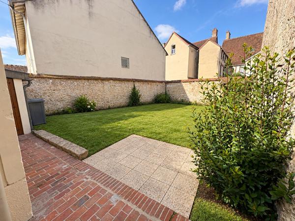 Maison Provins avec garage et jardin clos de murs 29.45 m² !