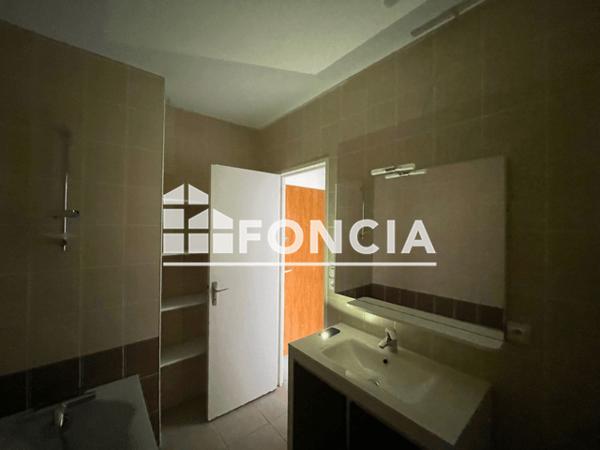 Location Studio 23.24 m² - 13 RUE DU BOIS PERRIN Rennes 35700