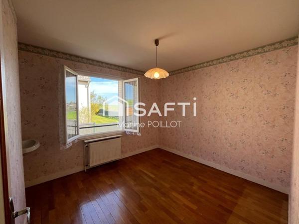 MAISON D'HABITATION HORS LOTISSEMENT A RAFRAICHIR