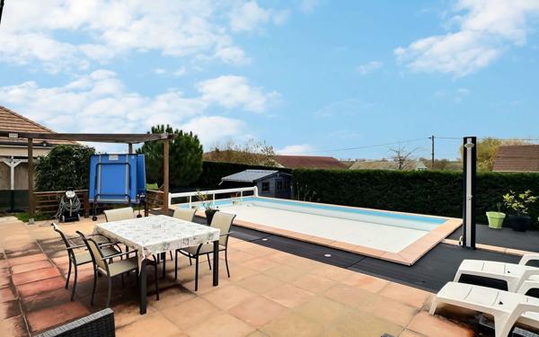 Maison à vendre    5 pièces •  Le Breuil