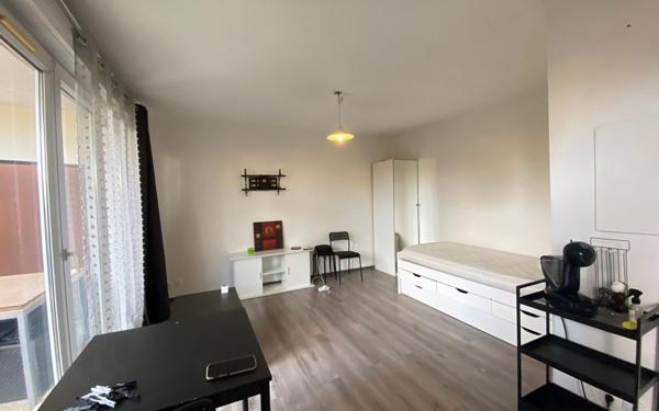 Appartement à louer    1 pièce • 27,39 m2 Pontault-Combault