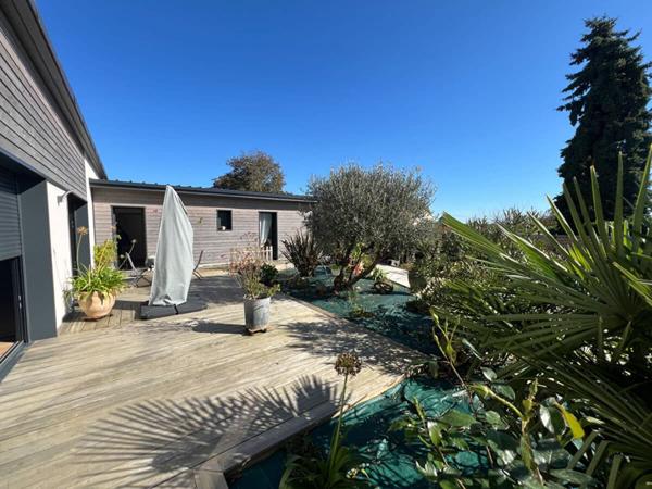 Maison 3 chambres écologique en bois – 128 m² de plain-pied