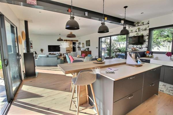 Maison 3 chambres écologique en bois – 128 m² de plain-pied