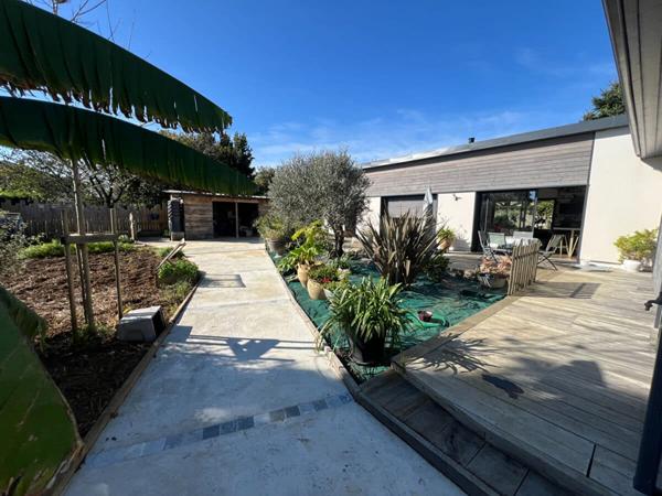 Maison 3 chambres écologique en bois – 128 m² de plain-pied