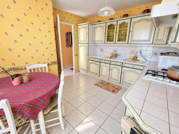 Maison à Savigné-l'Évêque, 72460 - 4 pièces 71m²