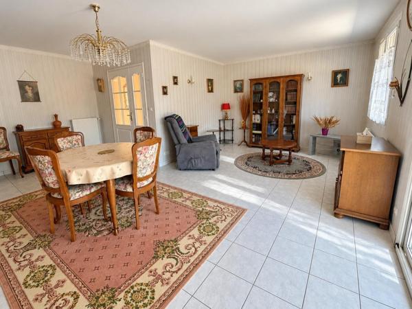 Maison à Savigné-l'Évêque, 72460 - 4 pièces 71m²