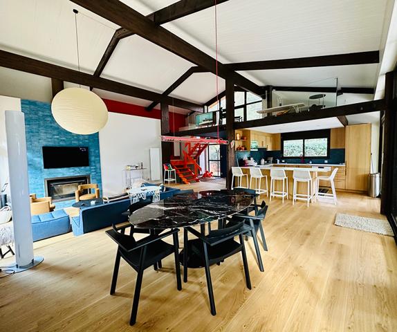 Cap Ferret, plage de l’Herbe/Villa Algérienne, très belle villa d’architecte 155 m2, 4 chambres, garage, sur beau terrain de 981 m2