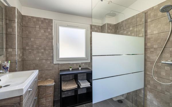 Maison à vendre    2 pièces • 63,38 m2 Colomars