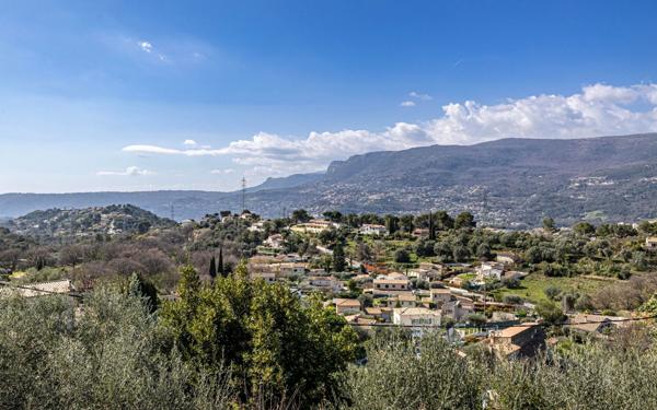 Maison à vendre    2 pièces • 63,38 m2 Colomars