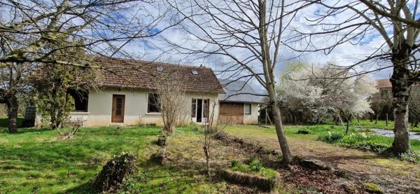 RARE environ 1 000 m² de terrain au calme à 15 min de Rodez