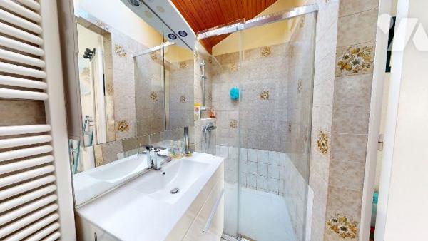 ENSEMBLE DE DEUX MAISONS A 500 M DE LA PLAGE - BARNEVILLE CARTERET