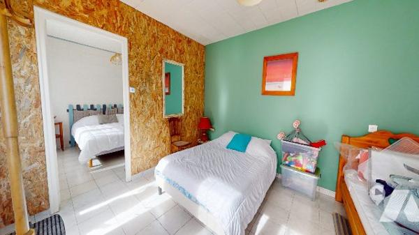 ENSEMBLE DE DEUX MAISONS A 500 M DE LA PLAGE - BARNEVILLE CARTERET