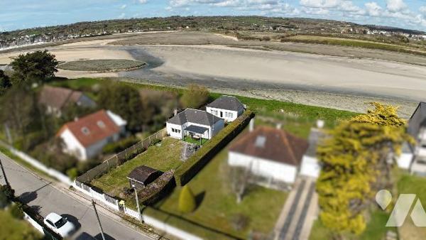 ENSEMBLE DE DEUX MAISONS A 500 M DE LA PLAGE - BARNEVILLE CARTERET