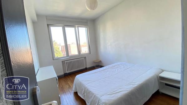 Appartement à louer 4 pièces 74.62m² Douai (59500)