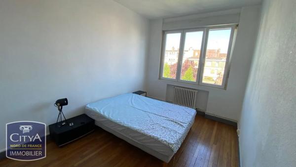 Appartement à louer 4 pièces 74.62m² Douai (59500)