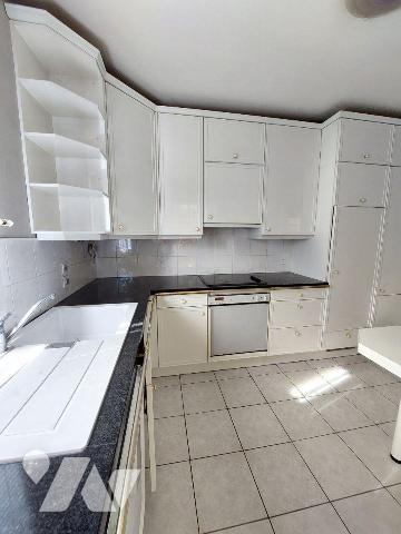  A VENDRE - Rennes (35) Appartement dernier étage T5 en Duplex + terrasse + cave + garage. A vi...