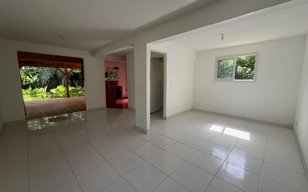 Maison à louer    3 pièces •  Sainte-Marie