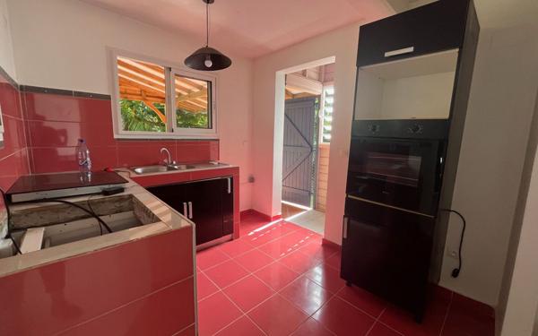 Maison à louer    3 pièces •  Sainte-Marie