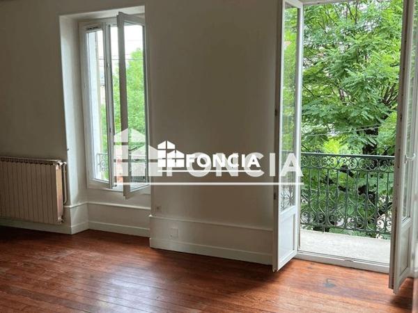 Location Appartement 3 pièces 71.75 m² - 59 AVENUE DU PETIT PORT Aix Les Bains 73100