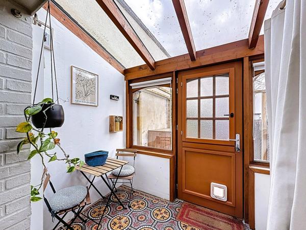 Maison 2 ch, rénovée, terrasse, tram à pied