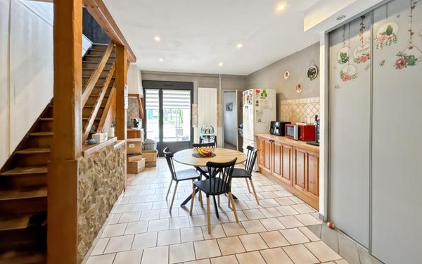 Maison à vendre    5 pièces • 137 m2 Saint-Martin-Boulogne