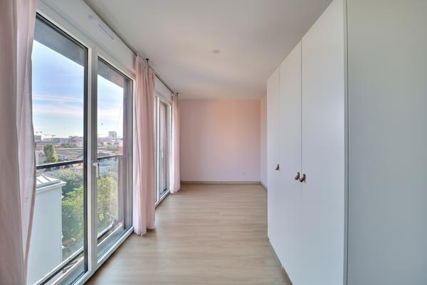 Appartement La Plaine Saint Denis 4 pièce(s) 94 m2