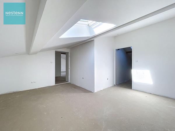 Appartement à vendre T2 rénové 53m² avec parking, centre Villefranche De Lauragais