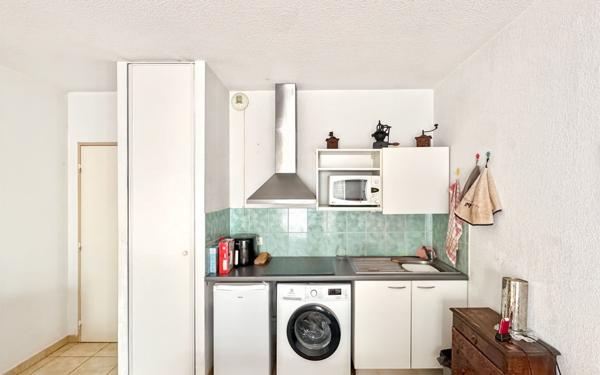 Appartement à vendre    1 pièce • 27,93 m2 Saint-Jean