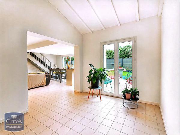 Maison à vendre 4 pièces 115m² Libourne (33500)
