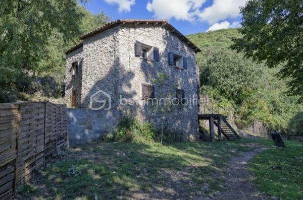 Maison en pierre de 115 m²